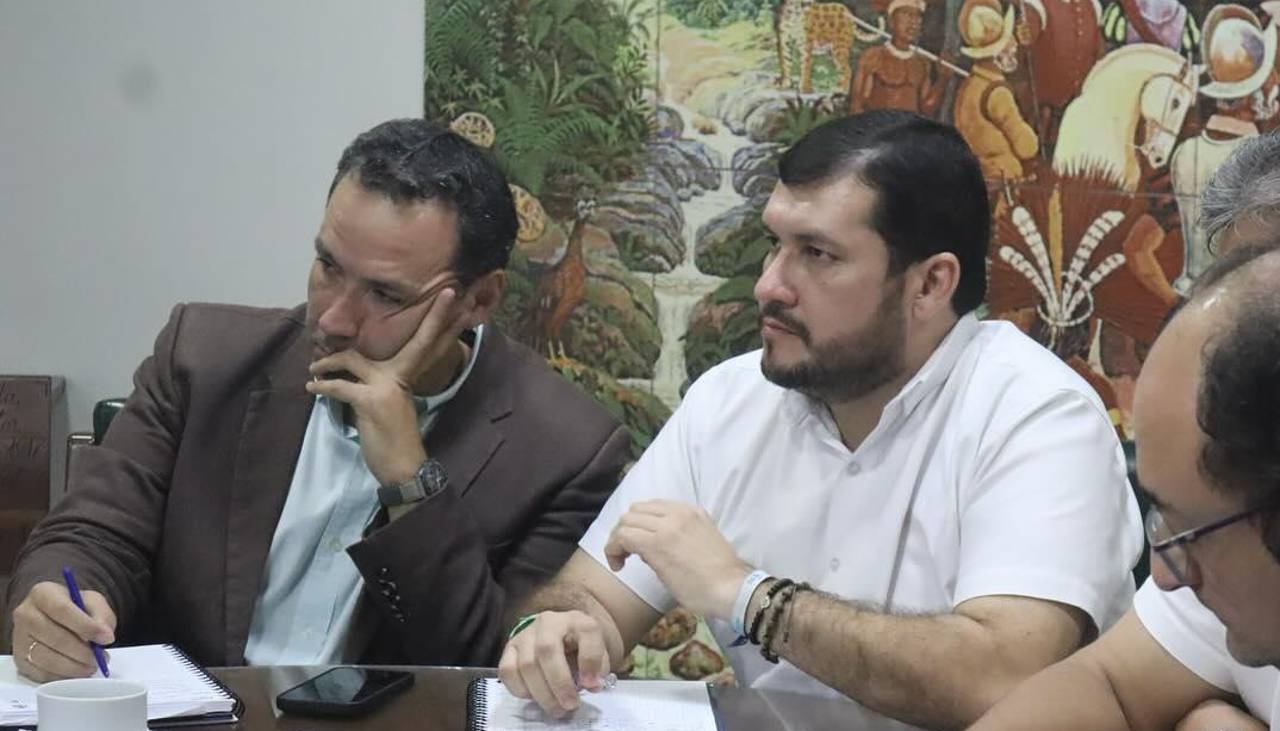 Comité cívico denuncia “intento de golpe” en el Concejo y advierte que se busca aprobar endeudamientos millonarios