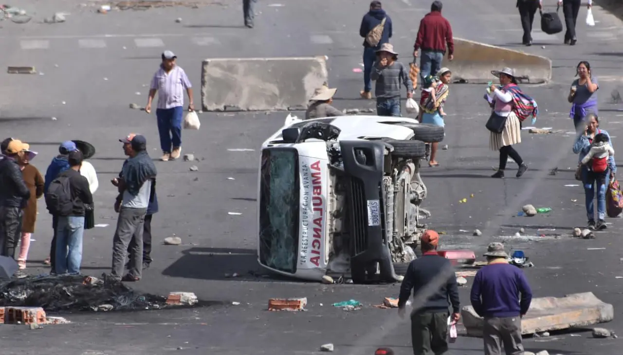 Capturan a acusado de ser el supuesto instigador de la quema de una ambulancia en Vinto