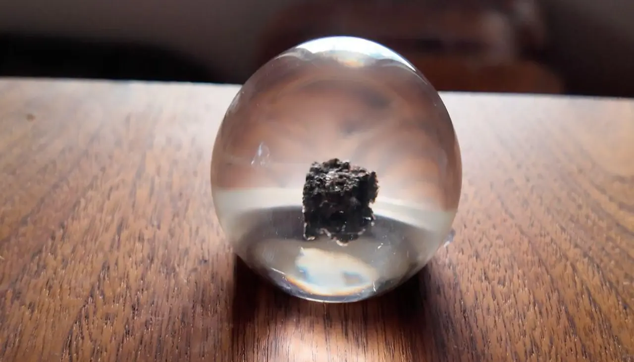 Universidad boliviana tiene un fragmento de la Luna y destaca el aporte de Bolivia a la misión Apolo 17