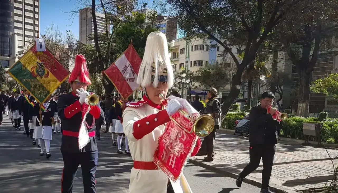 Tome nota: Estos son los cortes de vías para este martes por el Desfile de Carros Alegóricos en La Paz