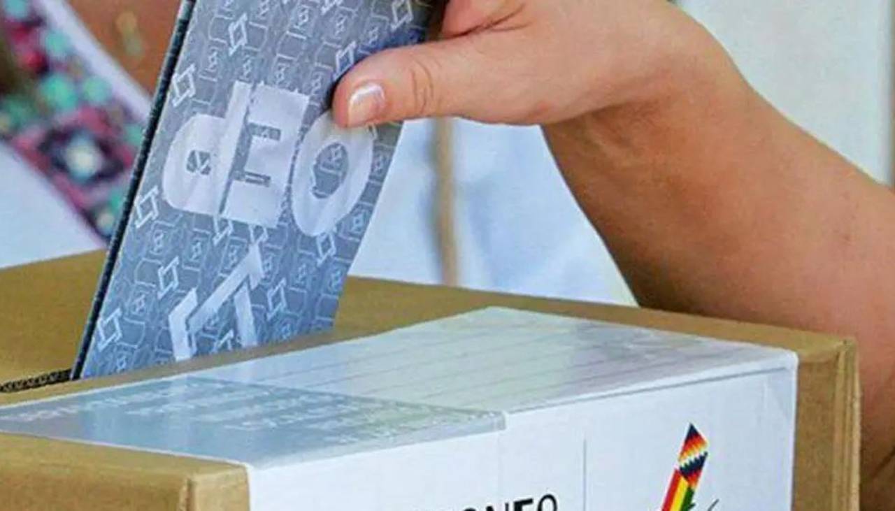 TSE perfila el 22 de marzo del 2026 como fecha tentativa para las subnacionales y prepara 500 modelos de papeletas