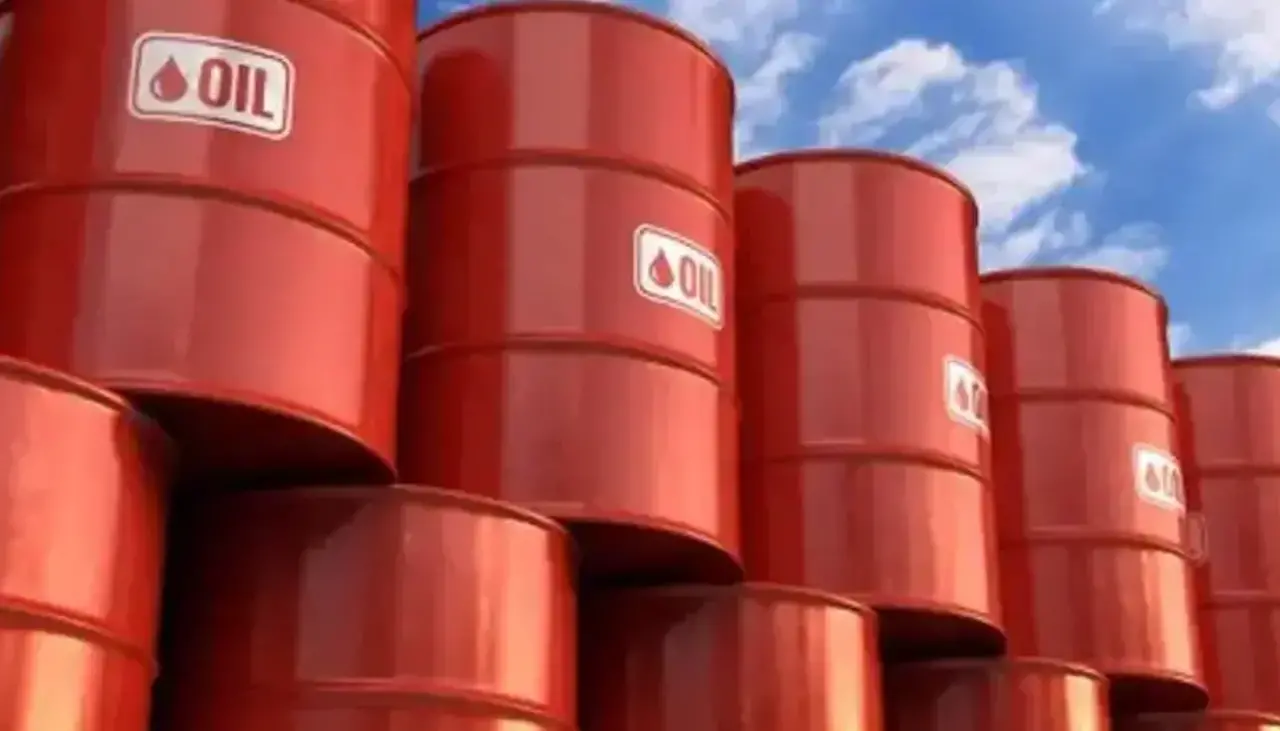 Precio del petróleo regista fuerte aumento ante escalada en Oriente Medio