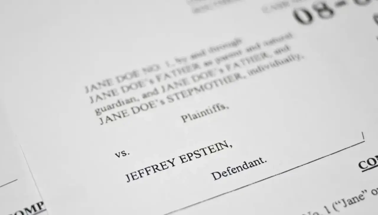 EEUU retira miles de documentos de Epstein tras divulgar información de víctimas