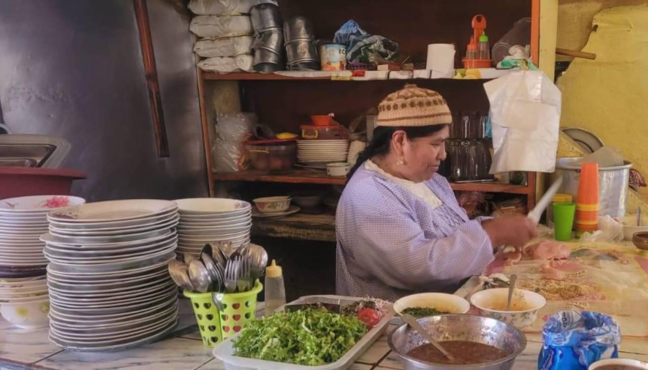 Comerciantes de comida se ven perjudicados ante el desabastecimiento de aceite en El Alto