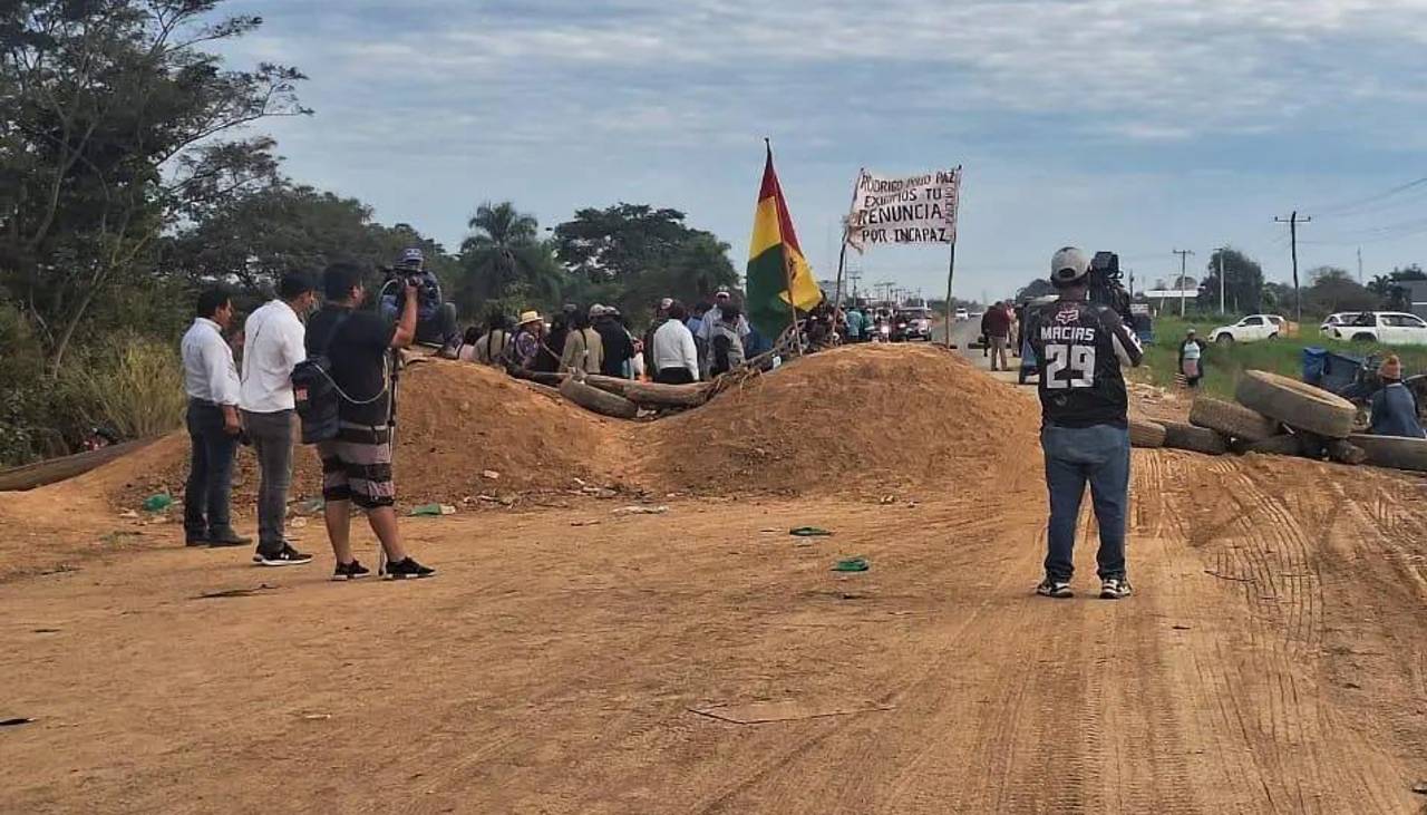 Sectores vuelven a bloquear San Julián tras el cuarto intermedio y se anuncia reunión para analizar un posible diálogo