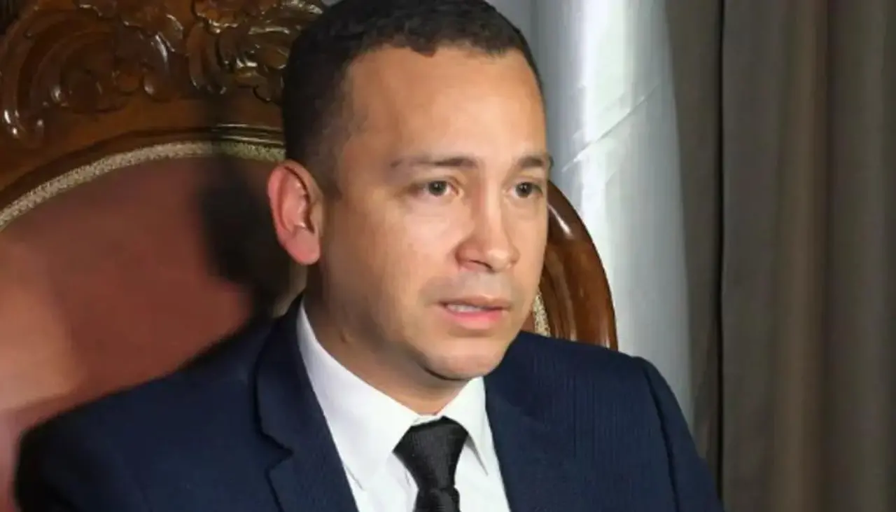 Piso Firme: Comité cívico femenino de Beni declara persona ‘No Grata’ a Romer Saucedo