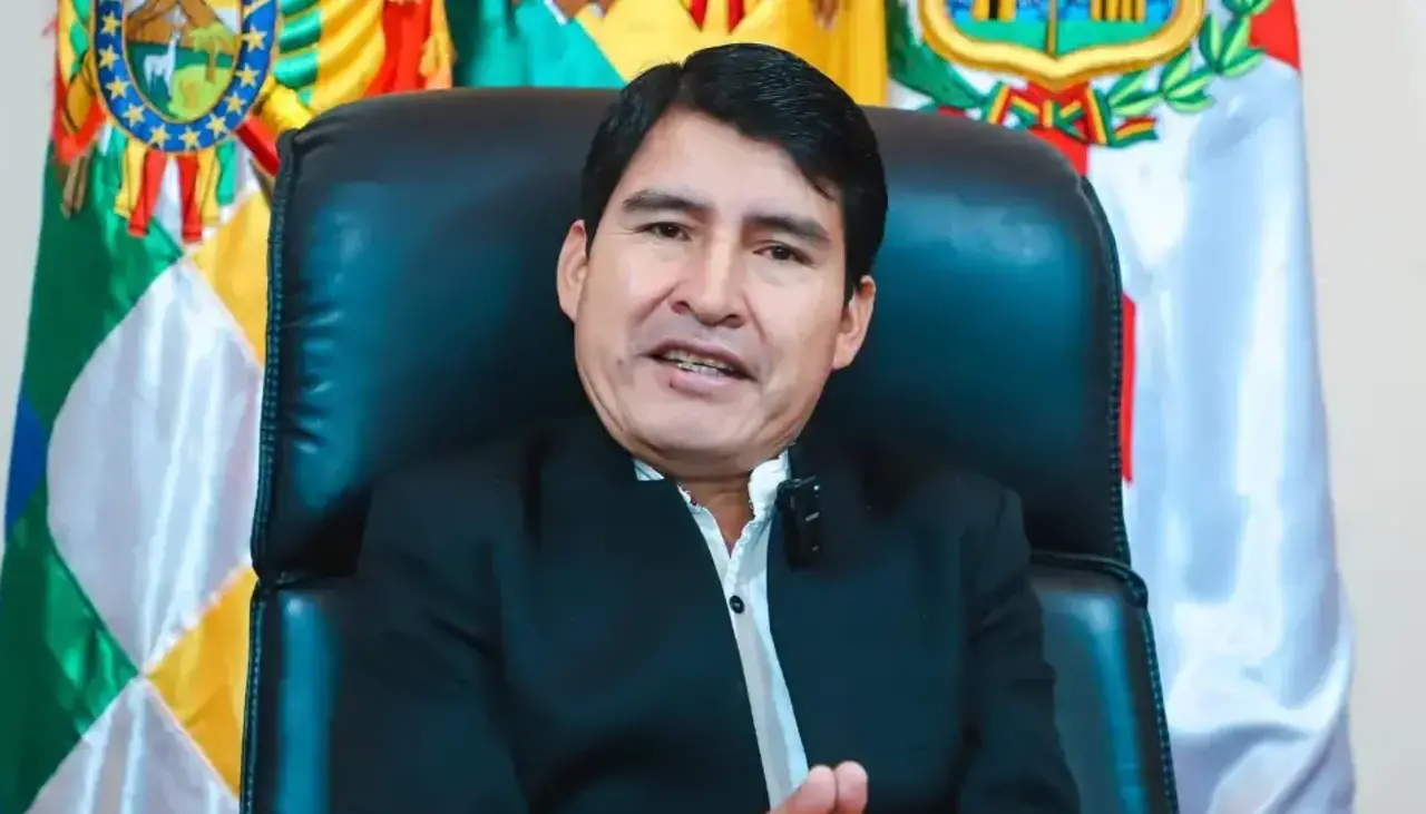 Gobernador de Chuquisaca está hospitalizado tras sufrir un accidente en su casa 