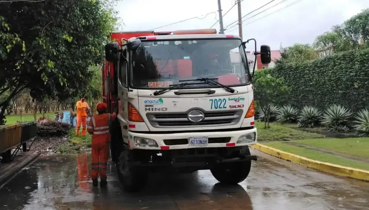 Decreto 5660 sobre costos de basura abre reajustes en otros sectores, señala economista
