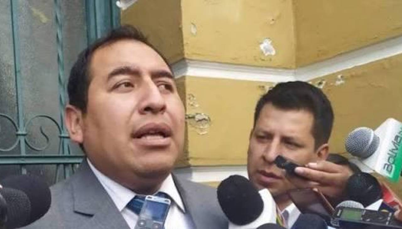 Aprehensión de Medinaceli es un “tremendo abuso”, sostiene el viceministro Santamaría