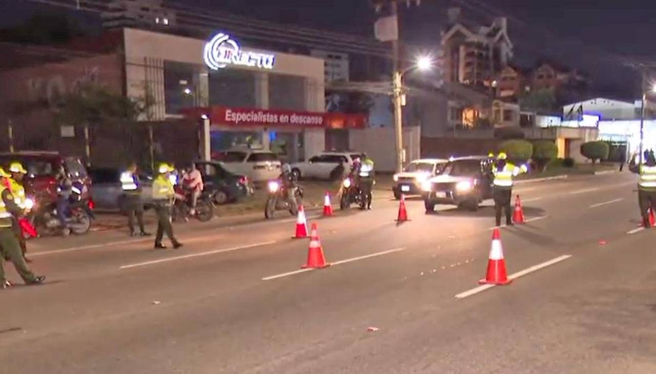 La Policía realizó controles en la zona sur de capital cruceña ante denuncia por carreras clandestinas