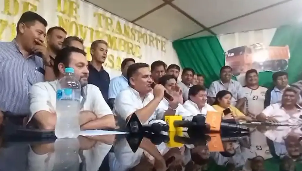 Transportistas federados advierten con paro nacional indefinido desde el sábado en contra de la eliminación de la subvención