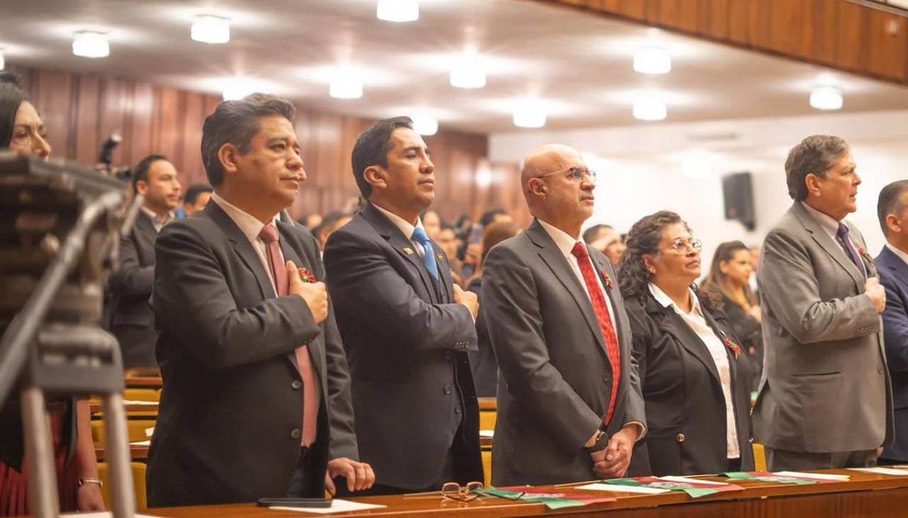 Gobierno anticipa el cierre de empresas públicas inviables y pide informes a los ministerios