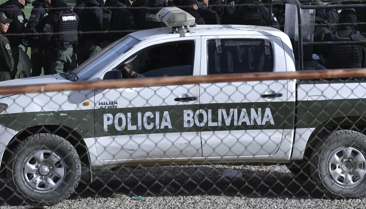 Hallan un hombre sin vida cerca de un canal de riego en el valle alto de Cochabamba