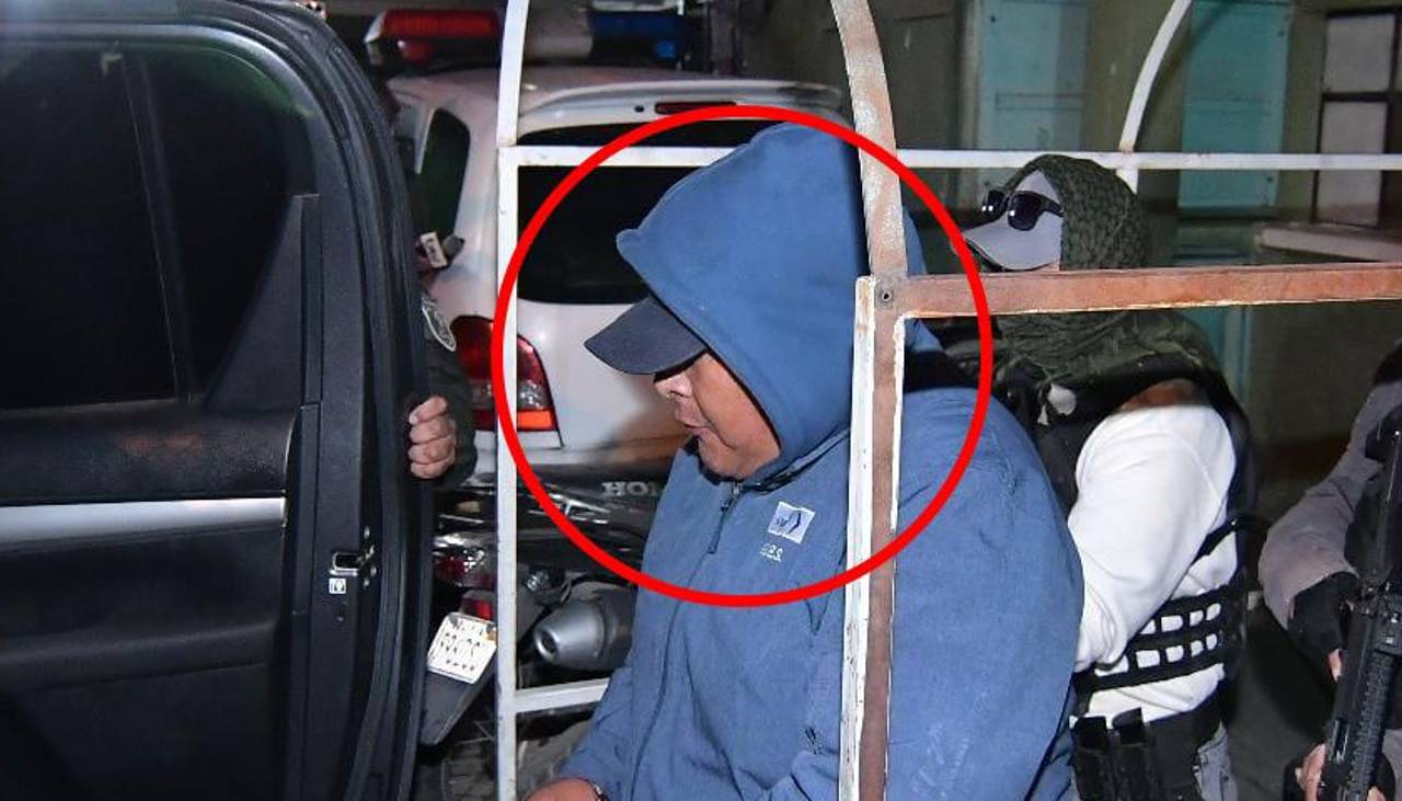 Bajo fuerte resguardo policial, trasladan a Vicente Salazar a Chonchocoro para cumplir detención preventiva