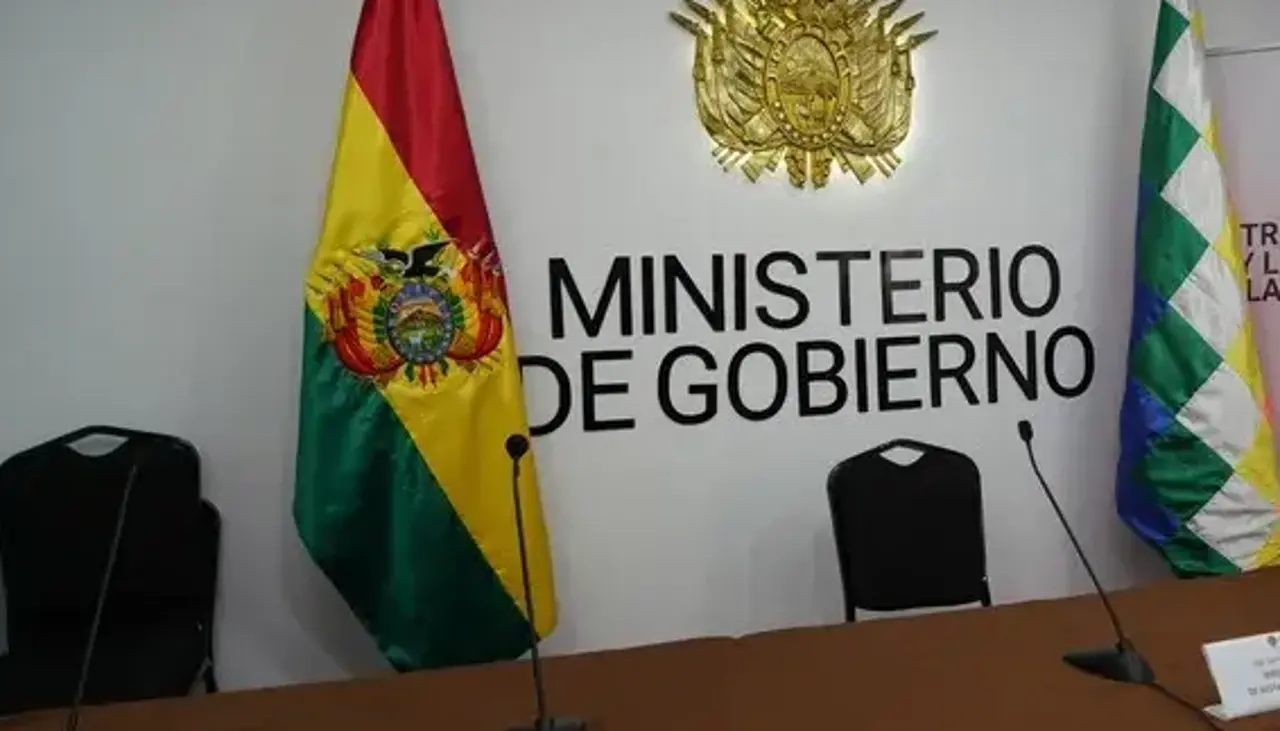 Ataque a periodista: Ministerio de Gobierno instruye identificar a responsables y dice que no habrá impunidad