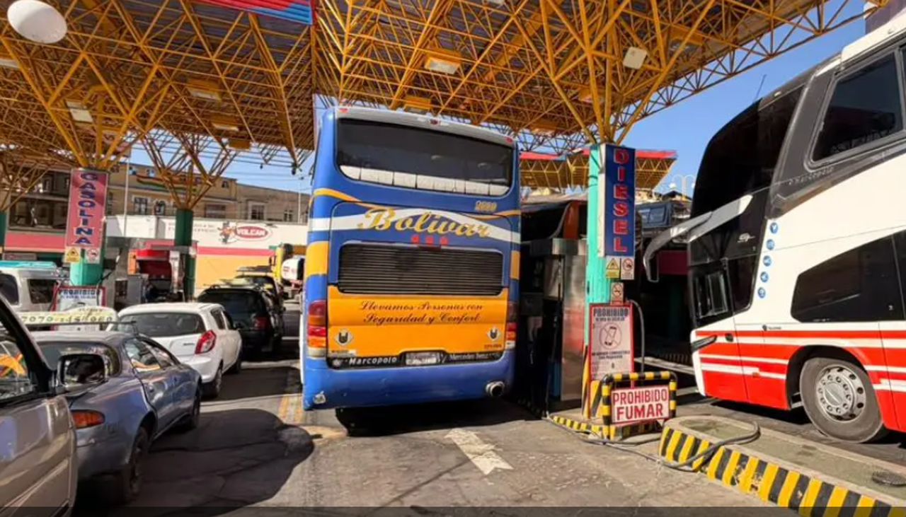 Choferes van a ampliado nacional este miércoles para definir el precio de los pasajes interdepartamentales