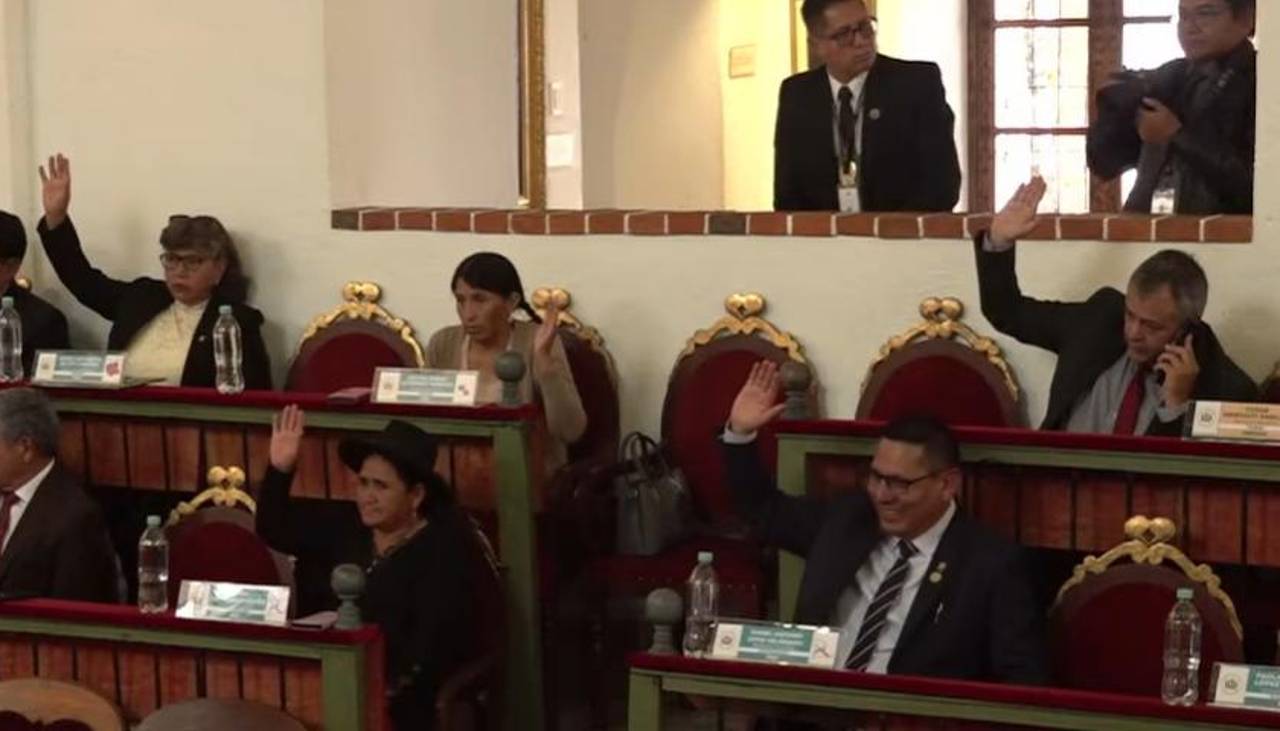 Senado aprueba proyecto para abrogar ley que regula los Estados de excepción y lo remite a Diputados