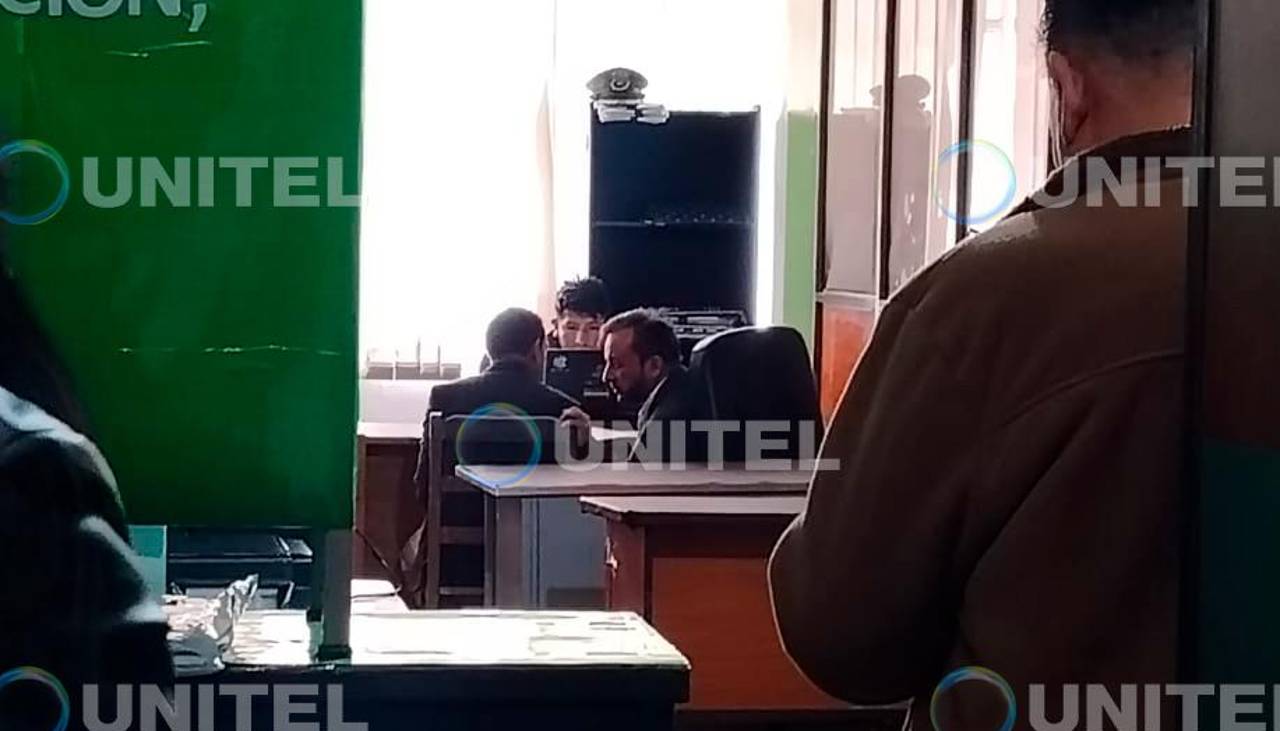 Exministro Medinaceli se presenta a declarar en calidad de testigo por el caso ‘gasolina desestabilizada’