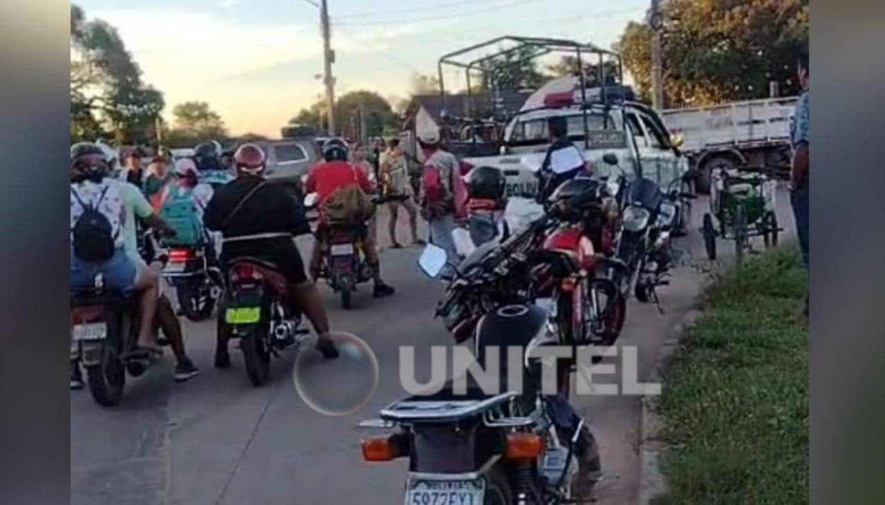 Un motociclista muere tras un violento choque con un micro en Santa Cruz de la Sierra