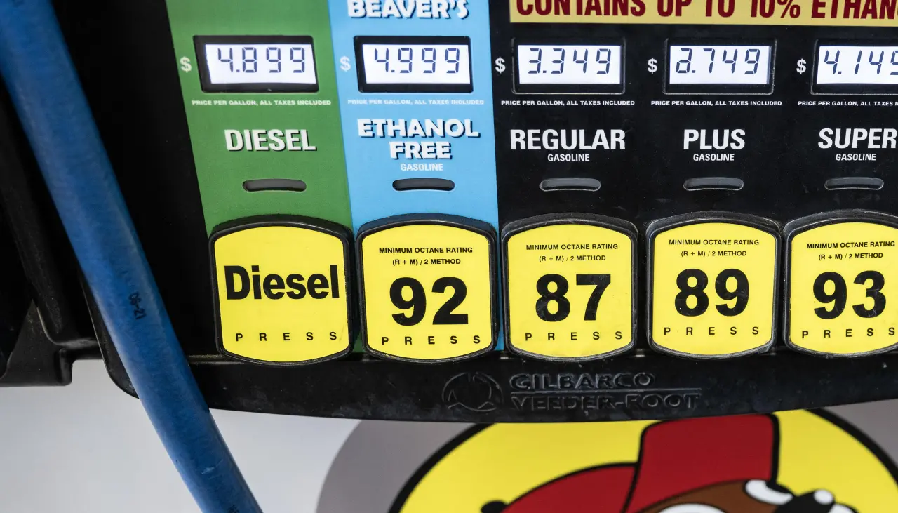 El petróleo sube tras promesa de Trump de librar una “guerra económica” contra Irán