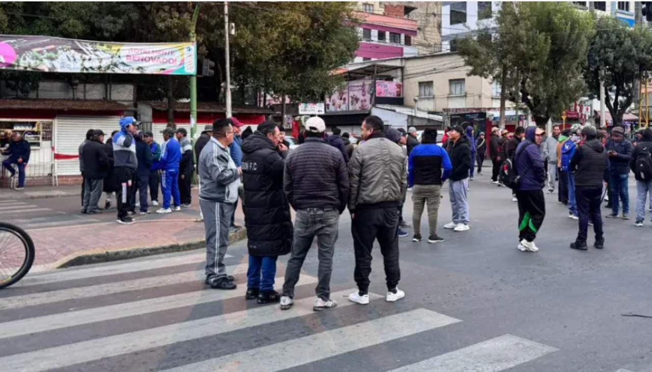 Policía advierte que no se permitirán movilizaciones en La Paz: “Tenemos 900 efectivos desplegados”