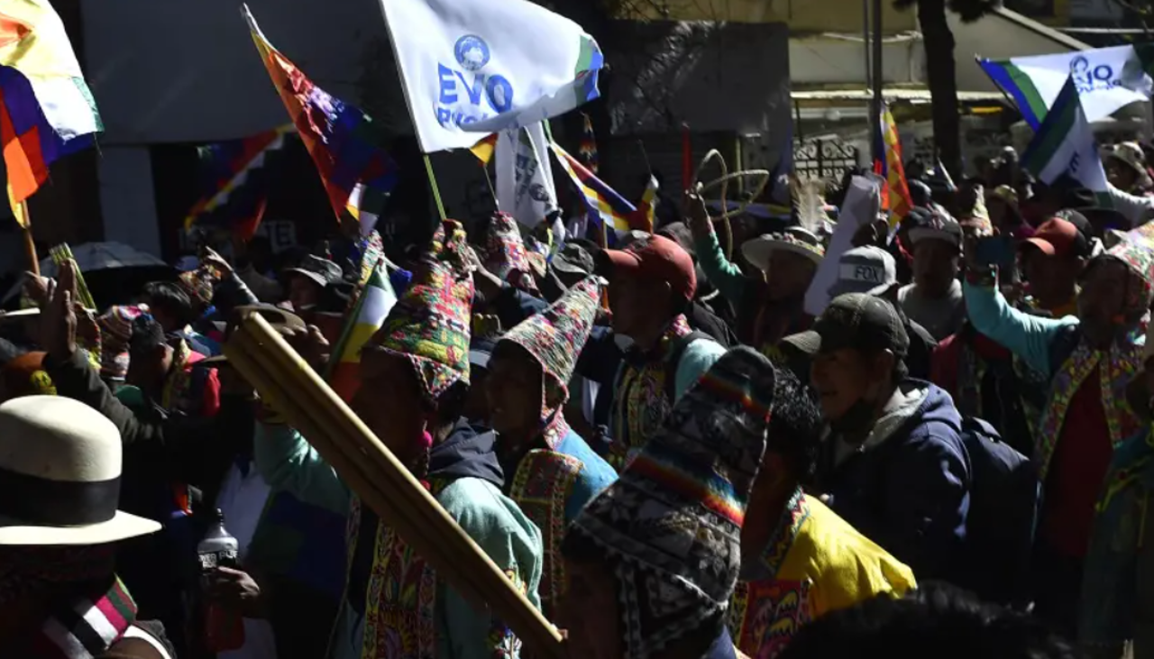 Alcaldía de La Paz anuncia el cierre de la plaza Abaroa ante la marcha de evistas para este lunes
