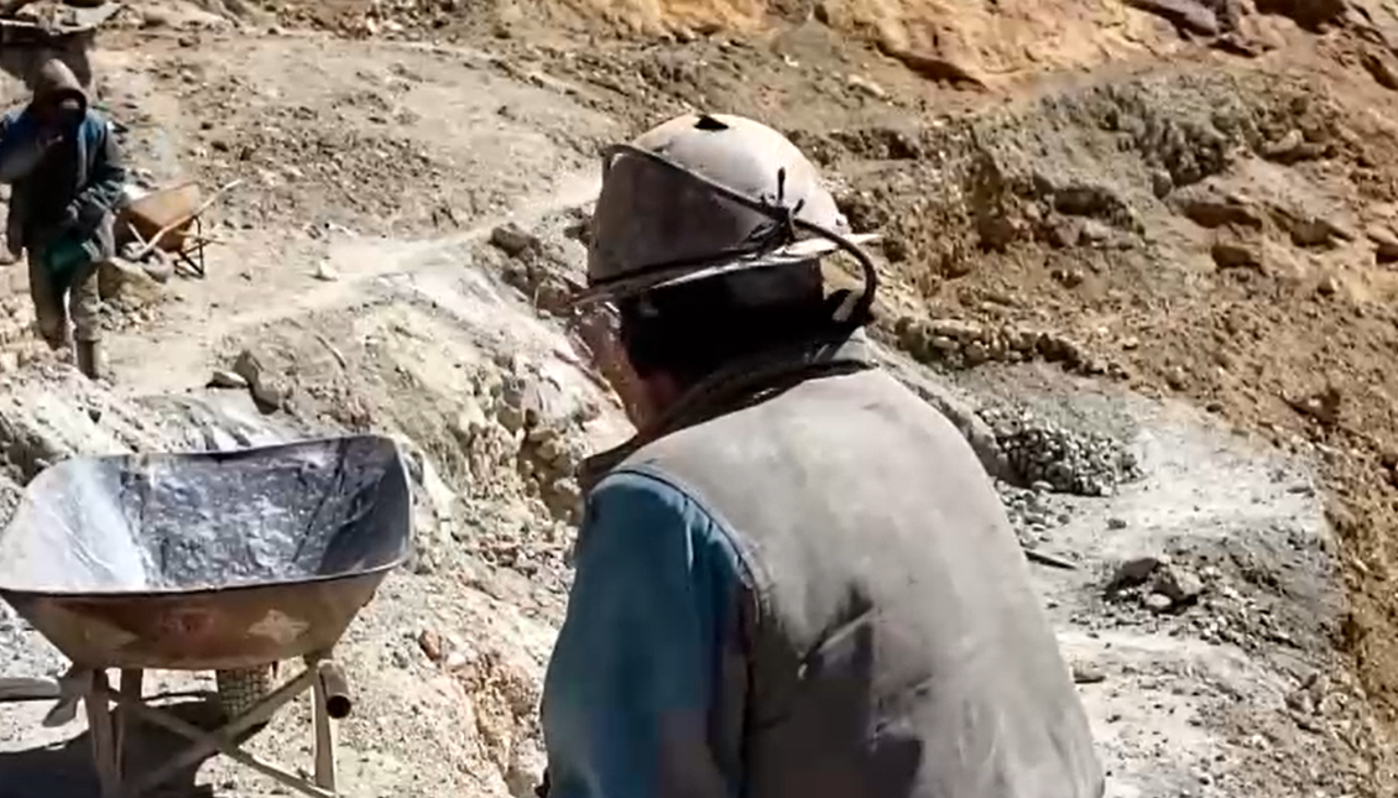 Casi 60 muertos en lo que va del año: “Salimos de la casa a la mañana, pero no sabes si vas a volver ”, dicen mineros en Potosí