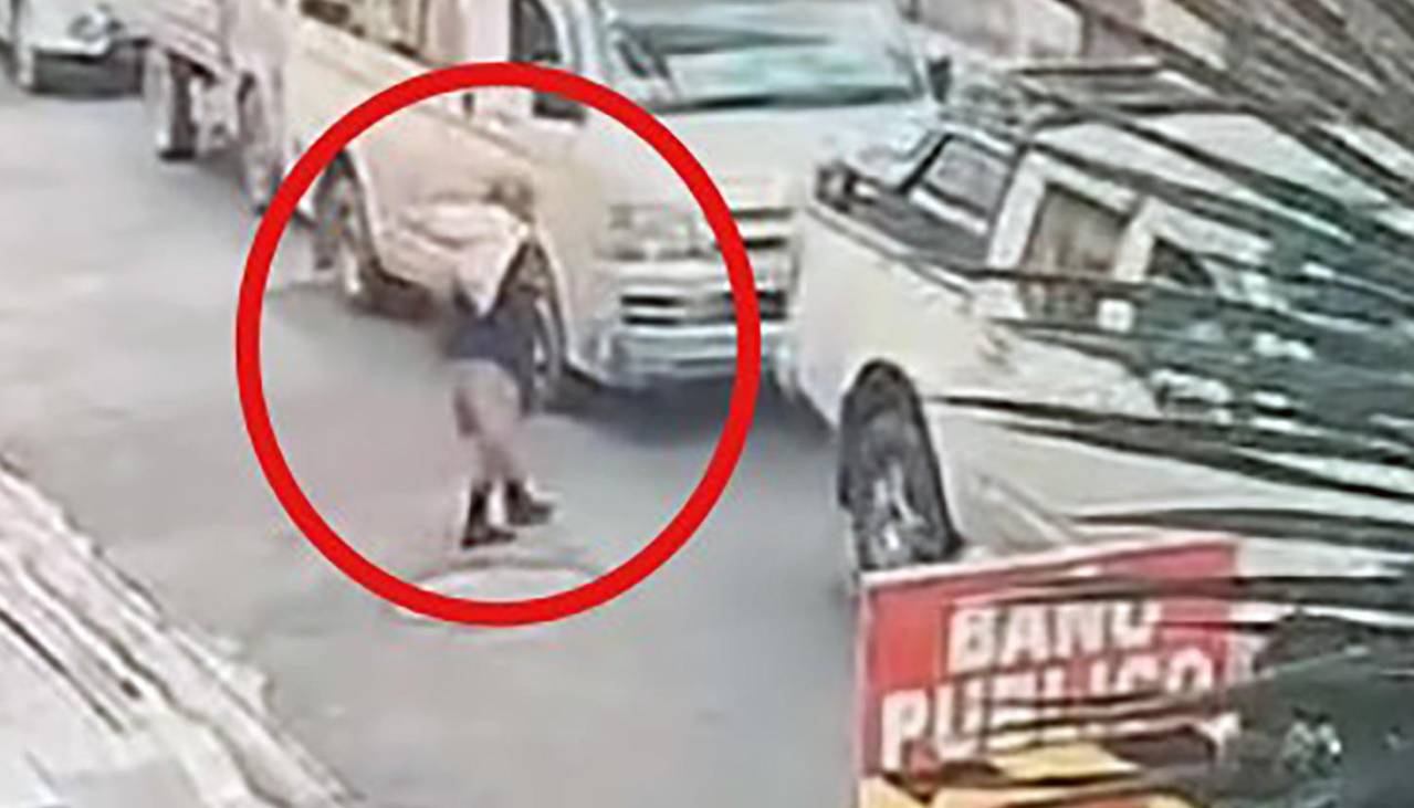 Imágenes sensibles: Adulta mayor fue atropellada por un minibús cuando intentaba cruzar la calle