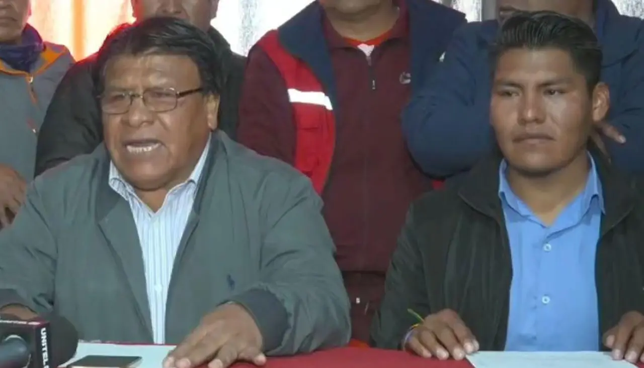 Choferes de El Alto exigen segunda vuelta en La Paz y advierten con medidas de presión