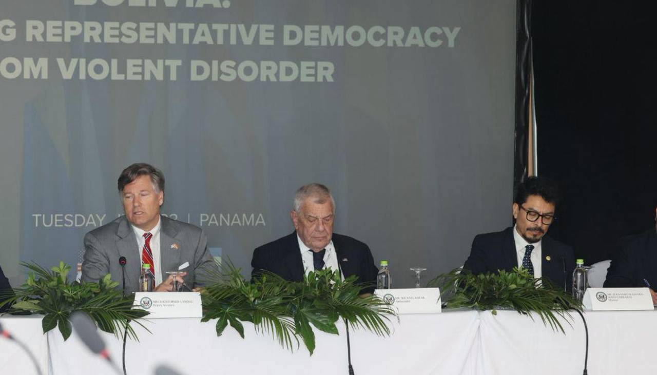 EEUU y otros 13 países respaldan al Gobierno de Bolivia: “Los esfuerzos por debilitar” a Paz son “una grave amenaza para el hemisferio”