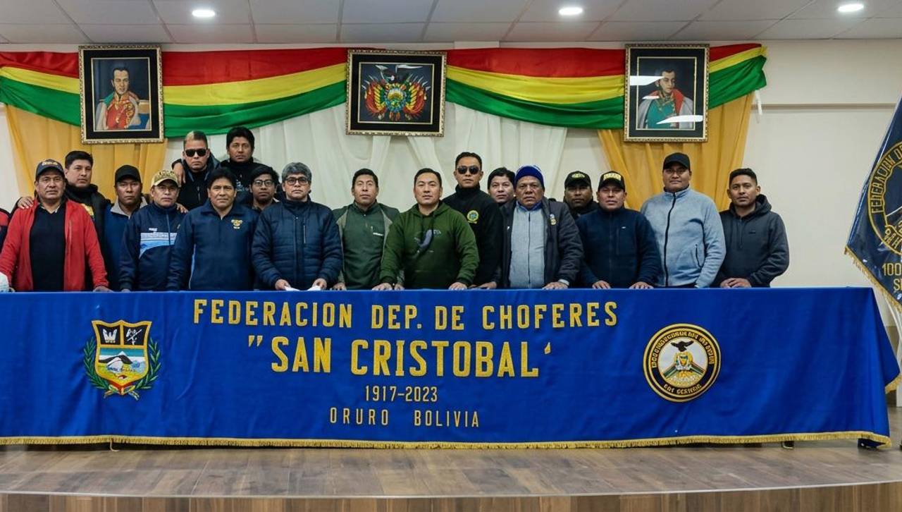 Transportistas de Oruro marcharán este miércoles contra la eliminación de la subvención al diésel