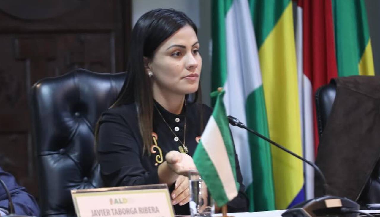 Asamblea cruceña llama a toda autoridad electa del país a salir en defensa de la democracia