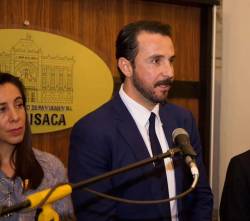 Juan Pablo Velasco remite a la ALD el proyecto de Ley de la Guardia Departamental Cruceña