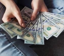 ¿A cuánto se cotiza el dólar referencial y digital en Bolivia en el último día del 2025?