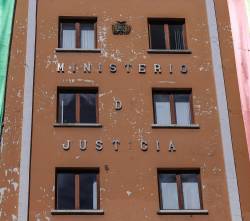 Advierten riesgos para protección de DDHH ante cierre de Ministerio de Justicia en Bolivia