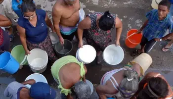 La escasez de agua fuerza a cubanos a cavar pozos para abastecerse