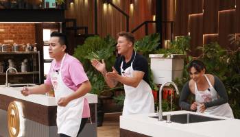 El ingreso de los cocineros al ritmo de la morenada  