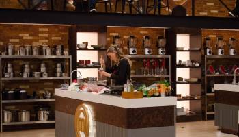 El conflicto de Malena en la cocina y la ayuda de Alvinich para salvarla 