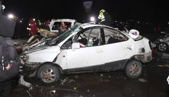 Sale a la luz el video del avión accidentado en El Alto arrasando todo a su paso