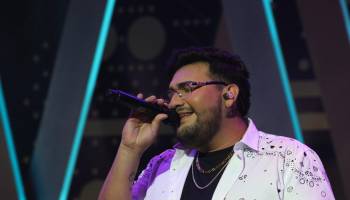 Payo Solís con una voz similar a su artista, logra que Luis Vega anuncie que estrenará nota 