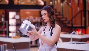 Lenka: “La competencia no es competencia sino estamos en condiciones equitativas” 