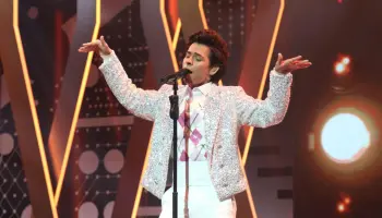 Detalles en la voz de Harry Styles quitan brillo a su presentación 