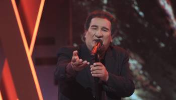 Dyango emocionó al jurado con una presentación impecable  