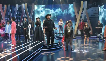 ¡Increíble arranque! Imitadores abren la noche en la gran final de Yo Me Llamo 