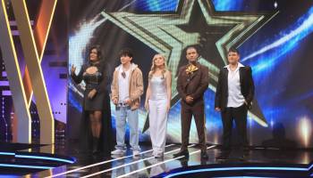 Ocho participantes rumbo a la recta final ¿Quién se llevará el título del cantante doble perfecto? 