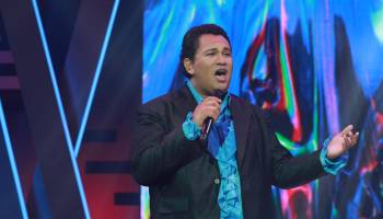 Juan Gabriel reconoció que la modalidad de versus lo perjudicó 