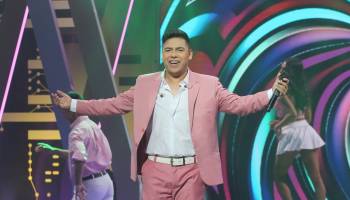 ¿Fue real o un incidente?: Américo contó su verdad sobre el beso que se dio con una bailarina 