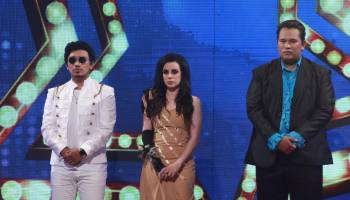 Kalimba el primer nominado de la gala de versus y Amy Lee la mejor de la noche 