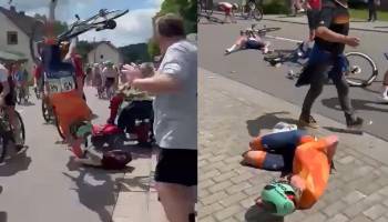 Video: Adulta mayor provoca un grave accidente en competencia ciclística