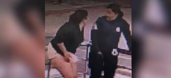 ¿Accidente o intencional?: Policía dispara a una mujer con la que conversaba
